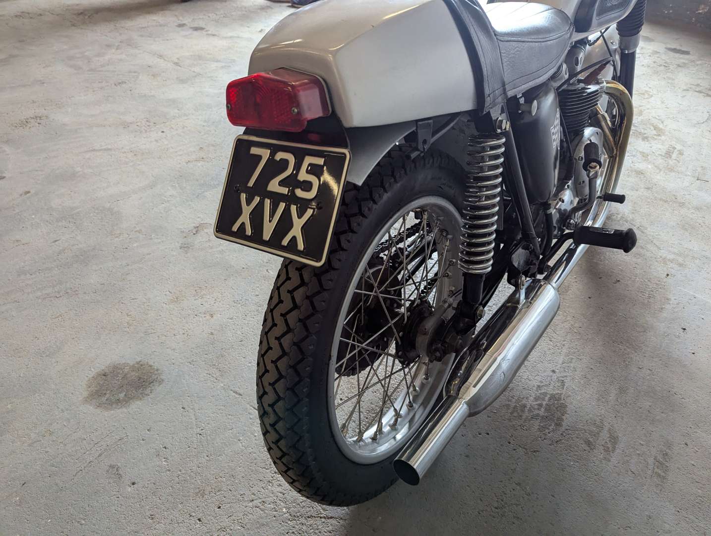 <p>1961 TRIUMPH CAFE RACER</p>