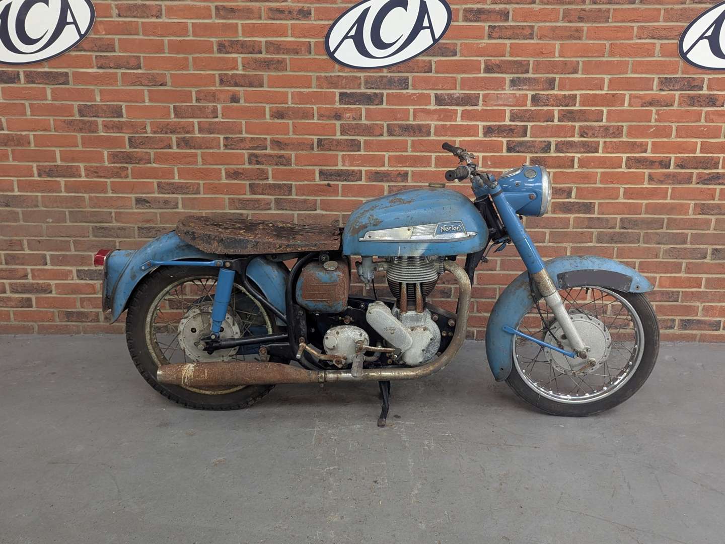 <p>1962 NORTON ES2</p>