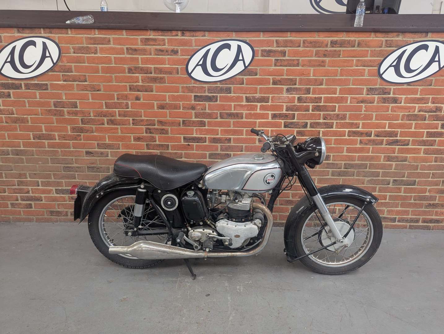 <p>1955 NORTON DOMINATOR MODEL 7</p>