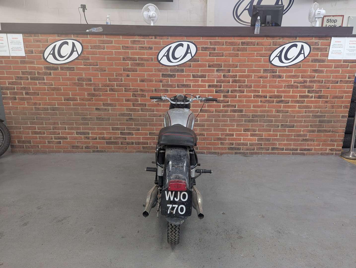 <p>1955 NORTON DOMINATOR MODEL 7</p>