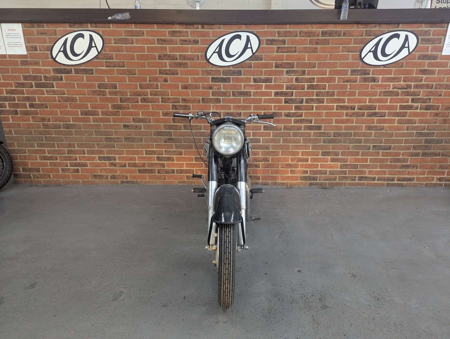 <p>1955 NORTON DOMINATOR MODEL 7</p>