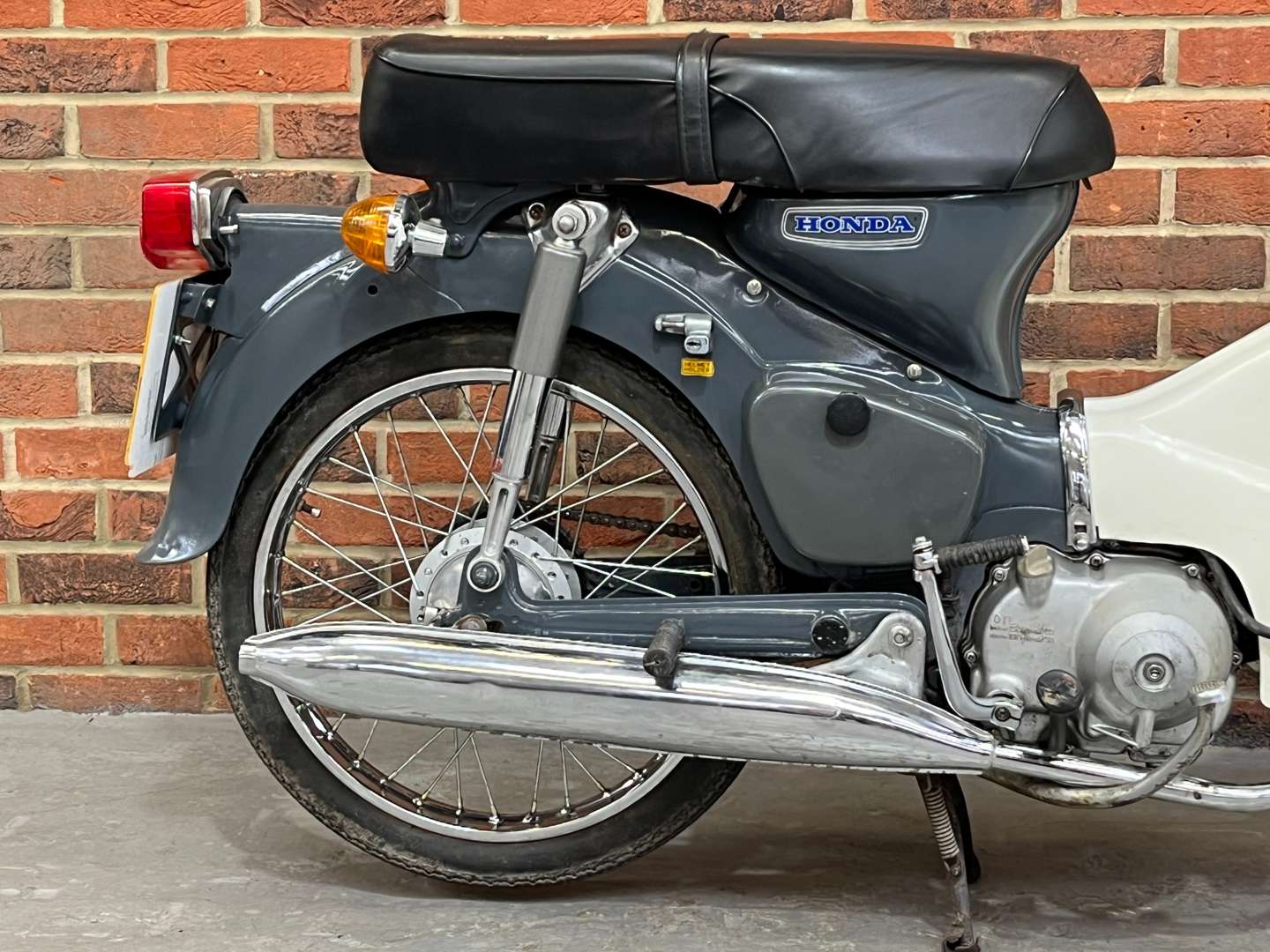 <p>1980 HONDA C90</p>