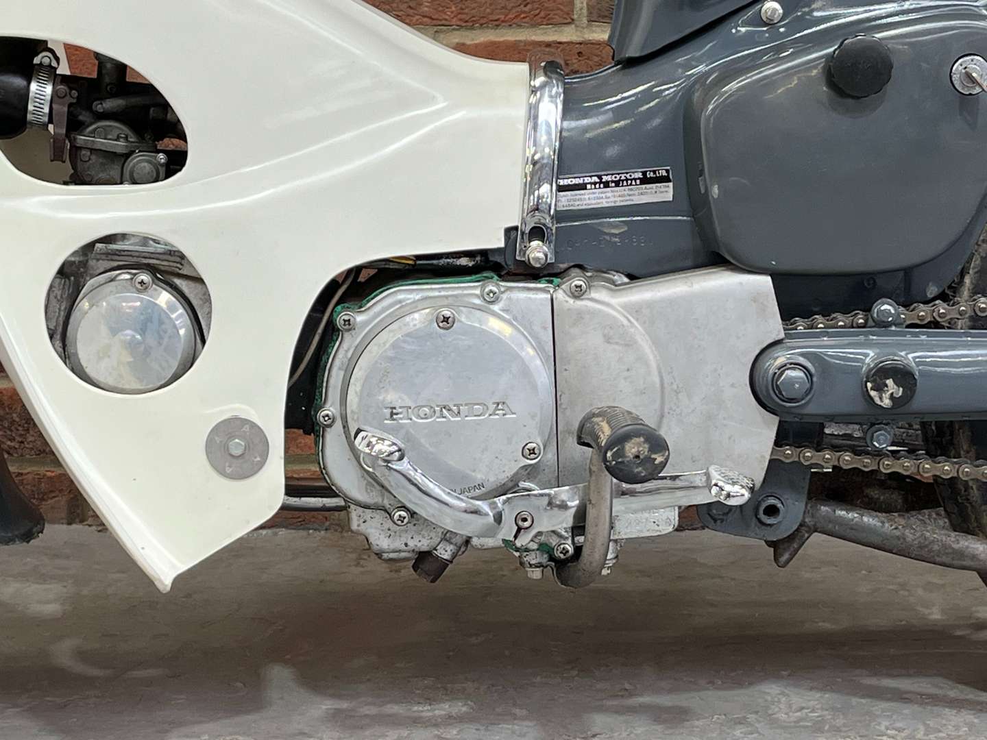 <p>1980 HONDA C90</p>