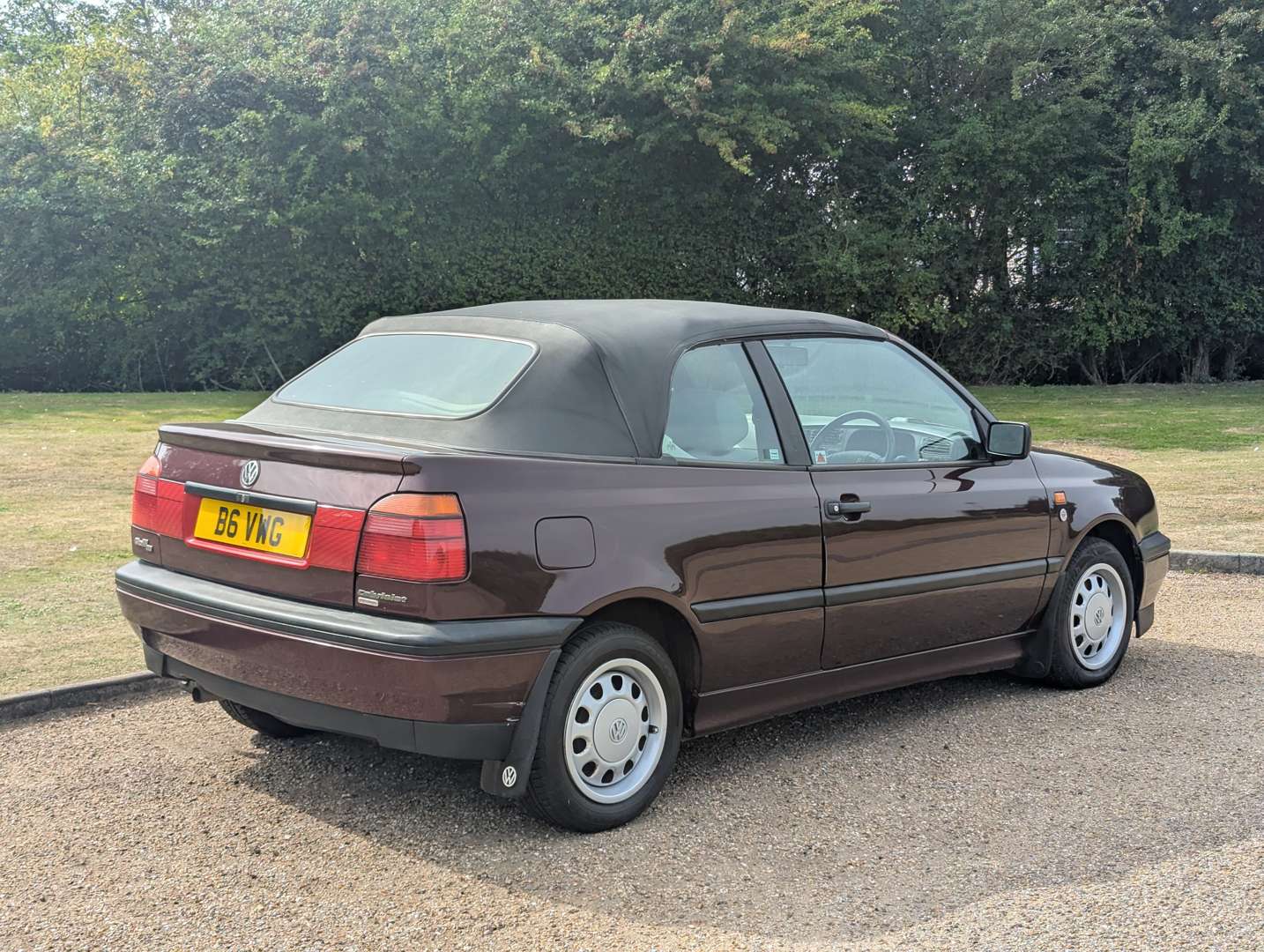 <p>1994 VW GOLF CABRIOLET</p>