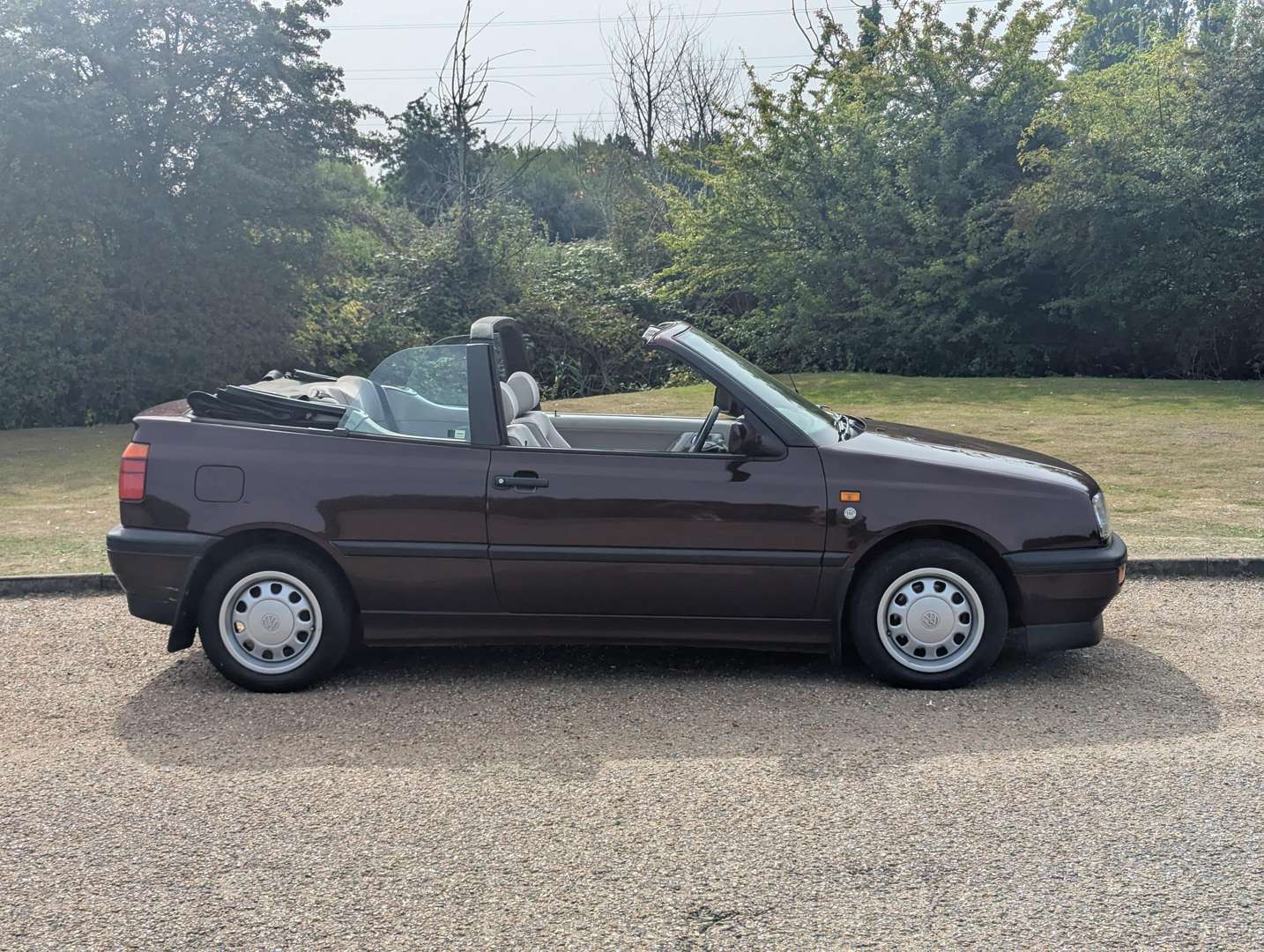 <p>1994 VW GOLF CABRIOLET</p>