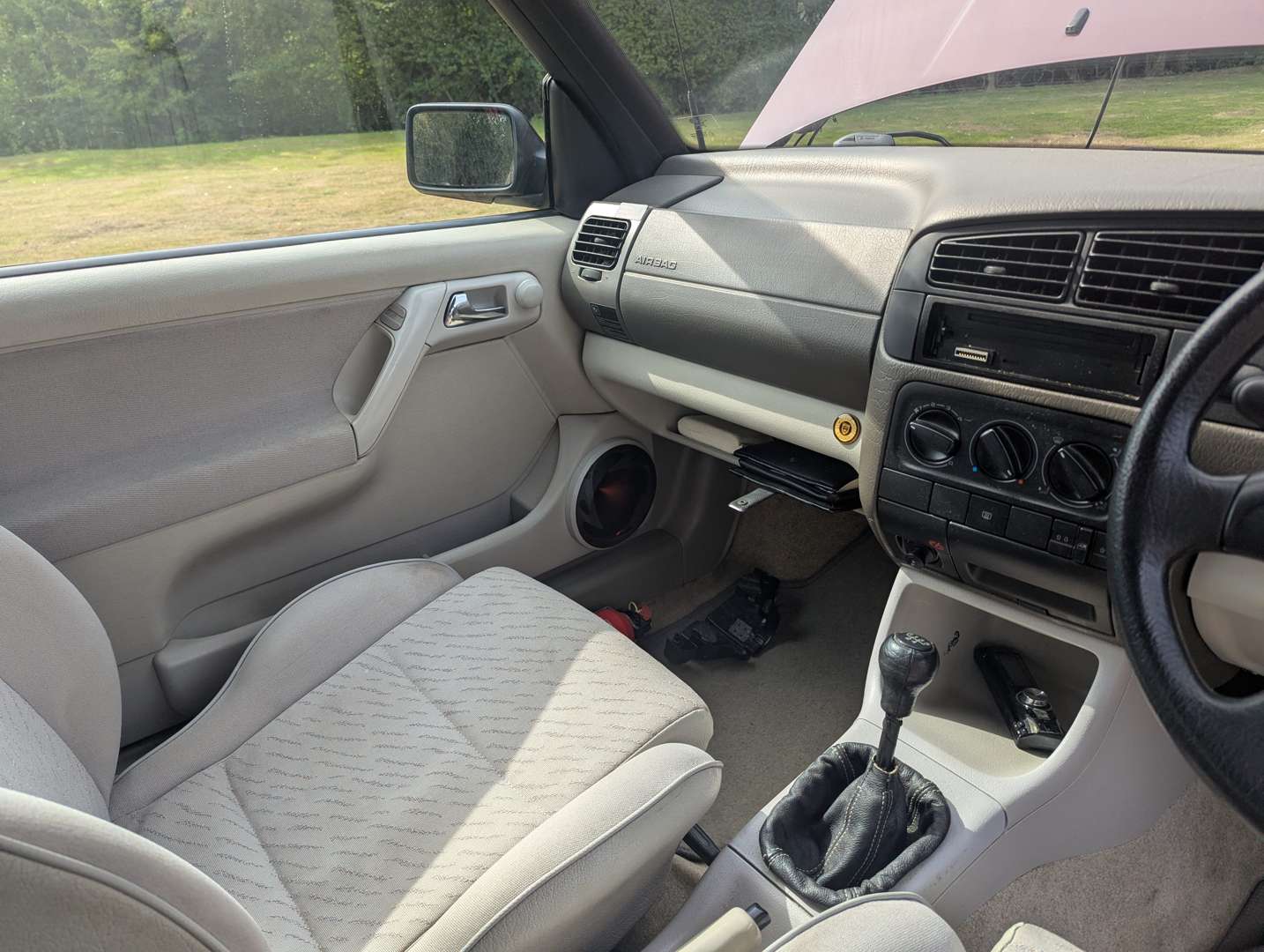 <p>1994 VW GOLF CABRIOLET</p>