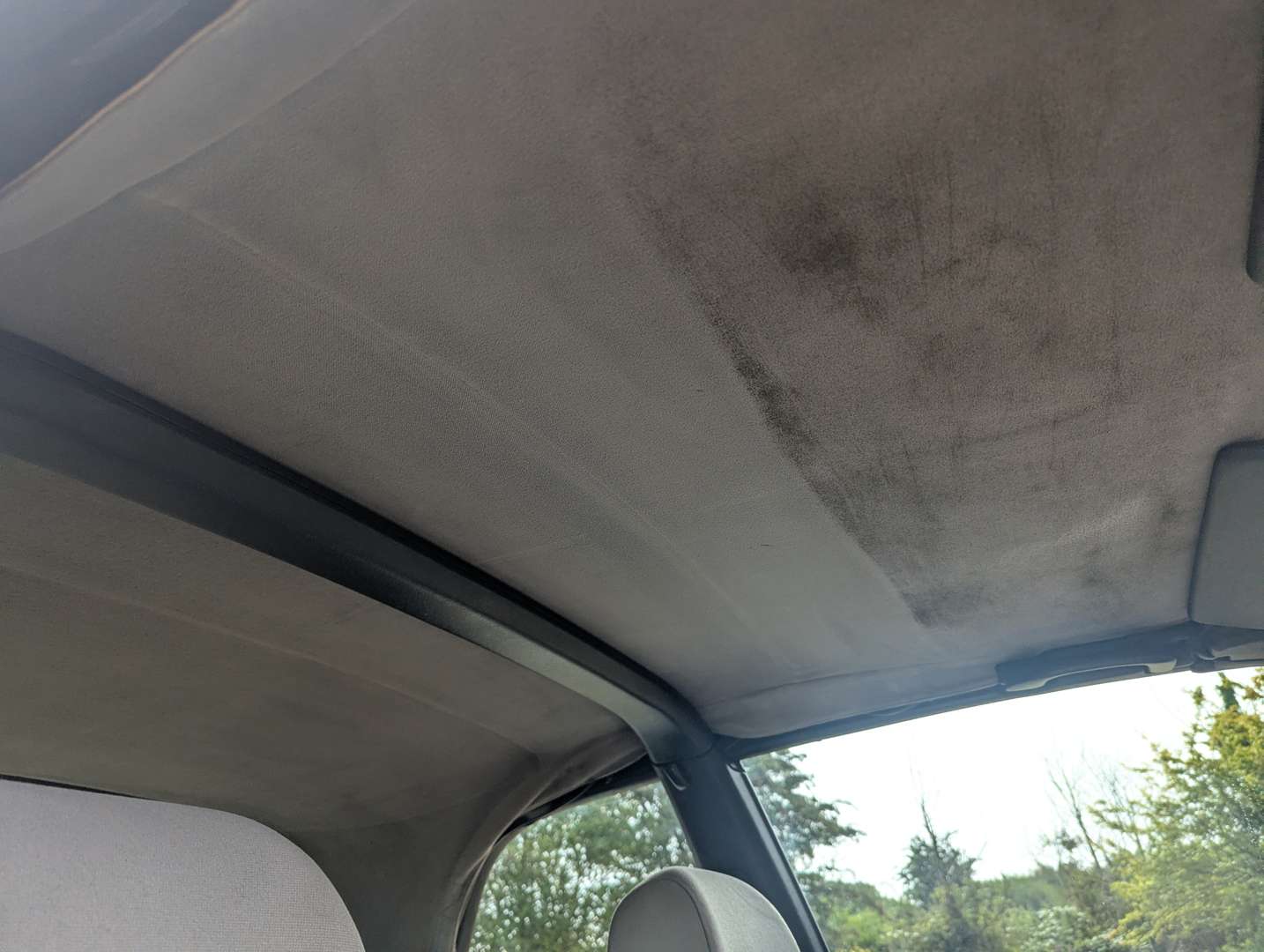 <p>1994 VW GOLF CABRIOLET</p>