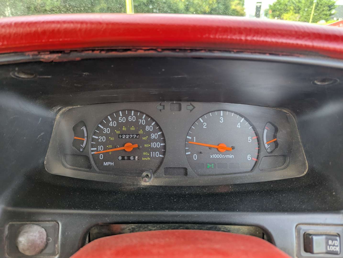 <p>2000 MITSUBISHI L200</p>