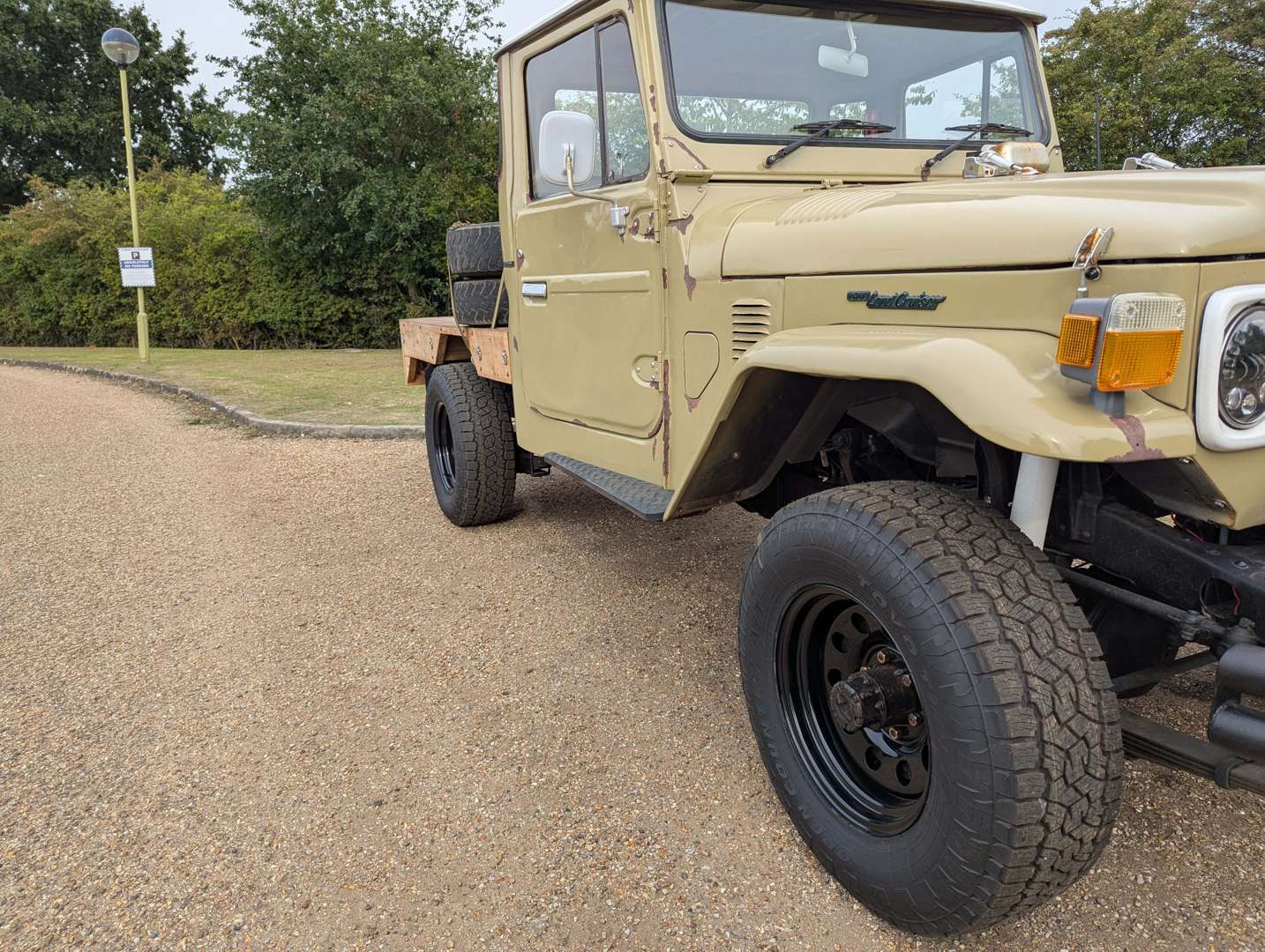 <p>1980 TOYOTA LAND CRUISER</p>