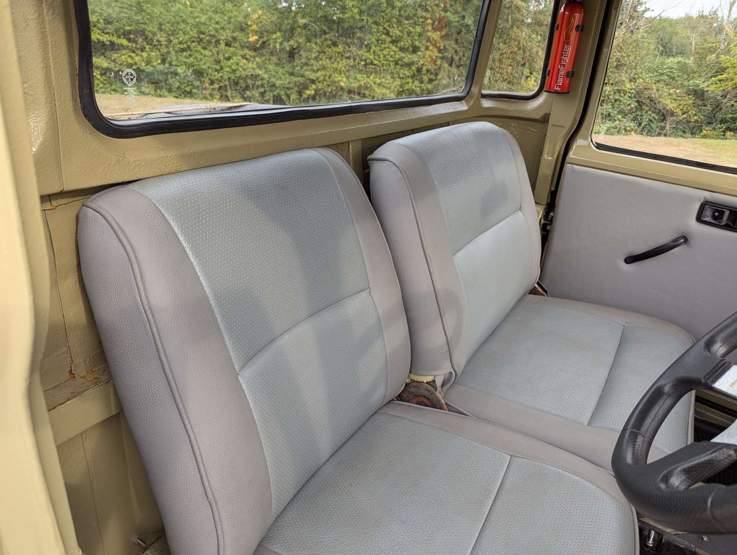 <p>1980 TOYOTA LAND CRUISER</p>