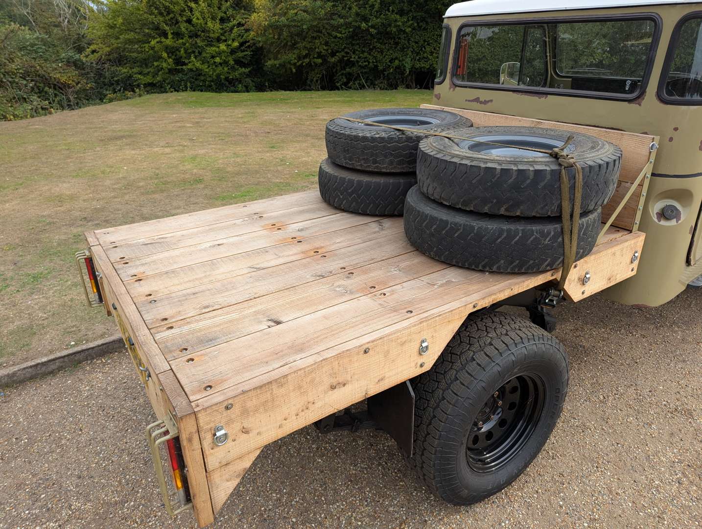 <p>1980 TOYOTA LAND CRUISER</p>