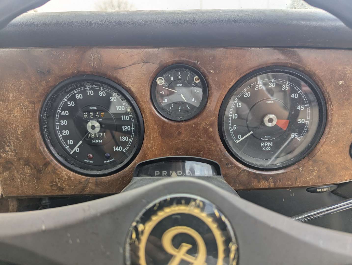 <p>1970 DAIMLER DS420 LIMOUSINE</p>