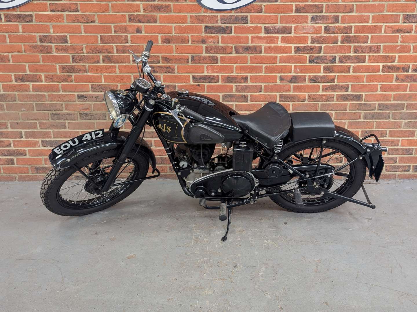 <p>1946 AJS M16</p>