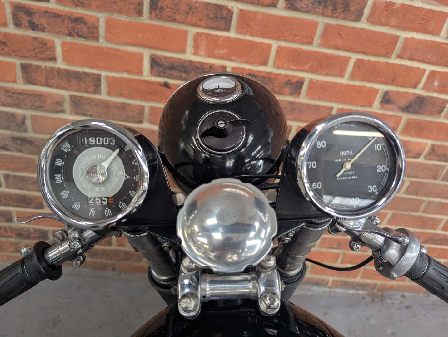 <p>1959 VELOCETTE VENOM</p>