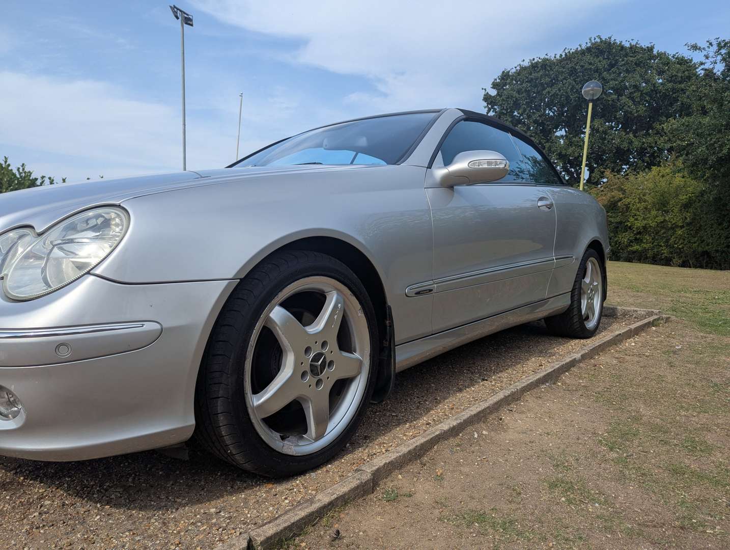 <p>2003 MERCEDES CLK 240 AVANTGARDE</p>