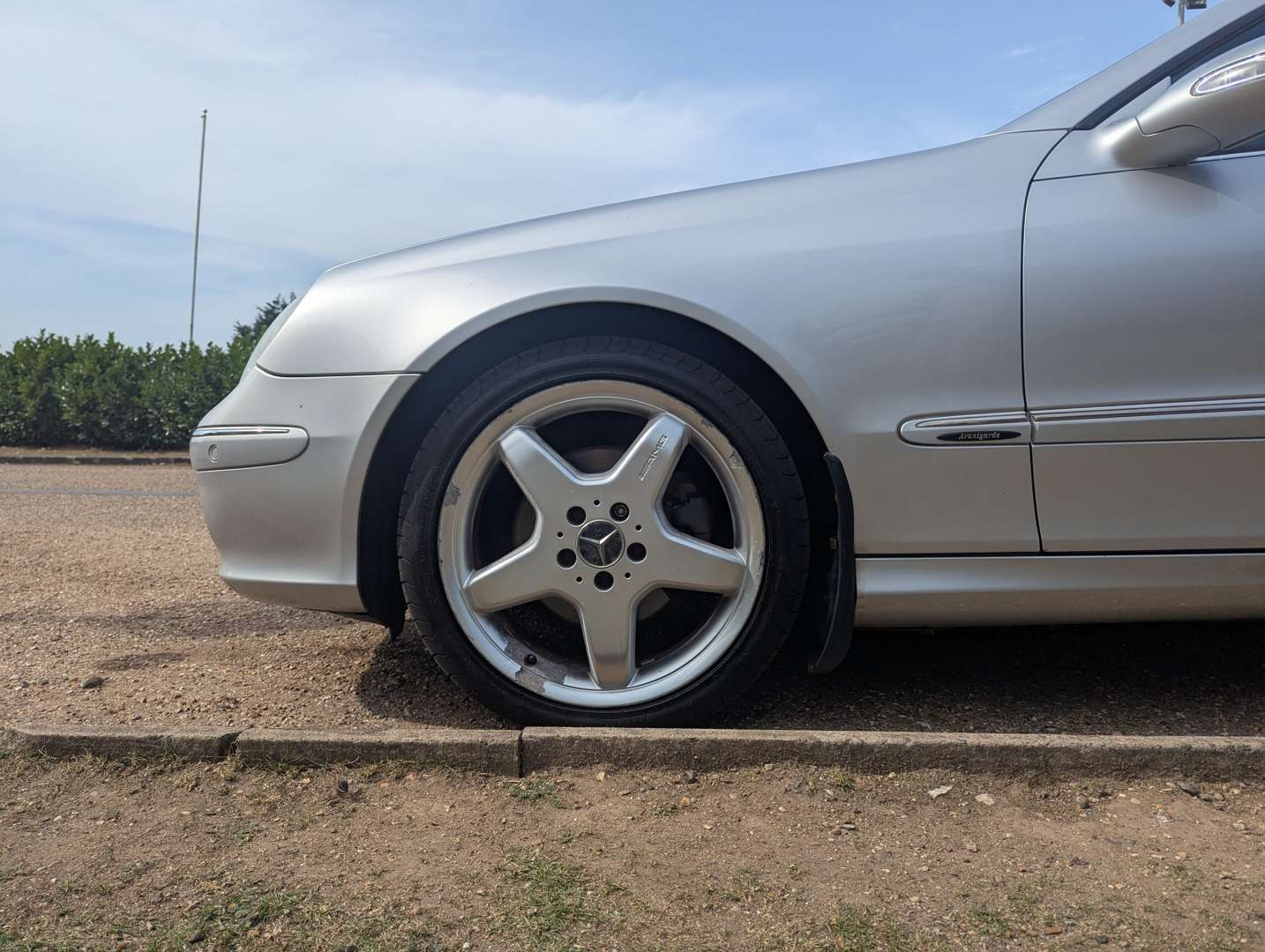 <p>2003 MERCEDES CLK 240 AVANTGARDE</p>