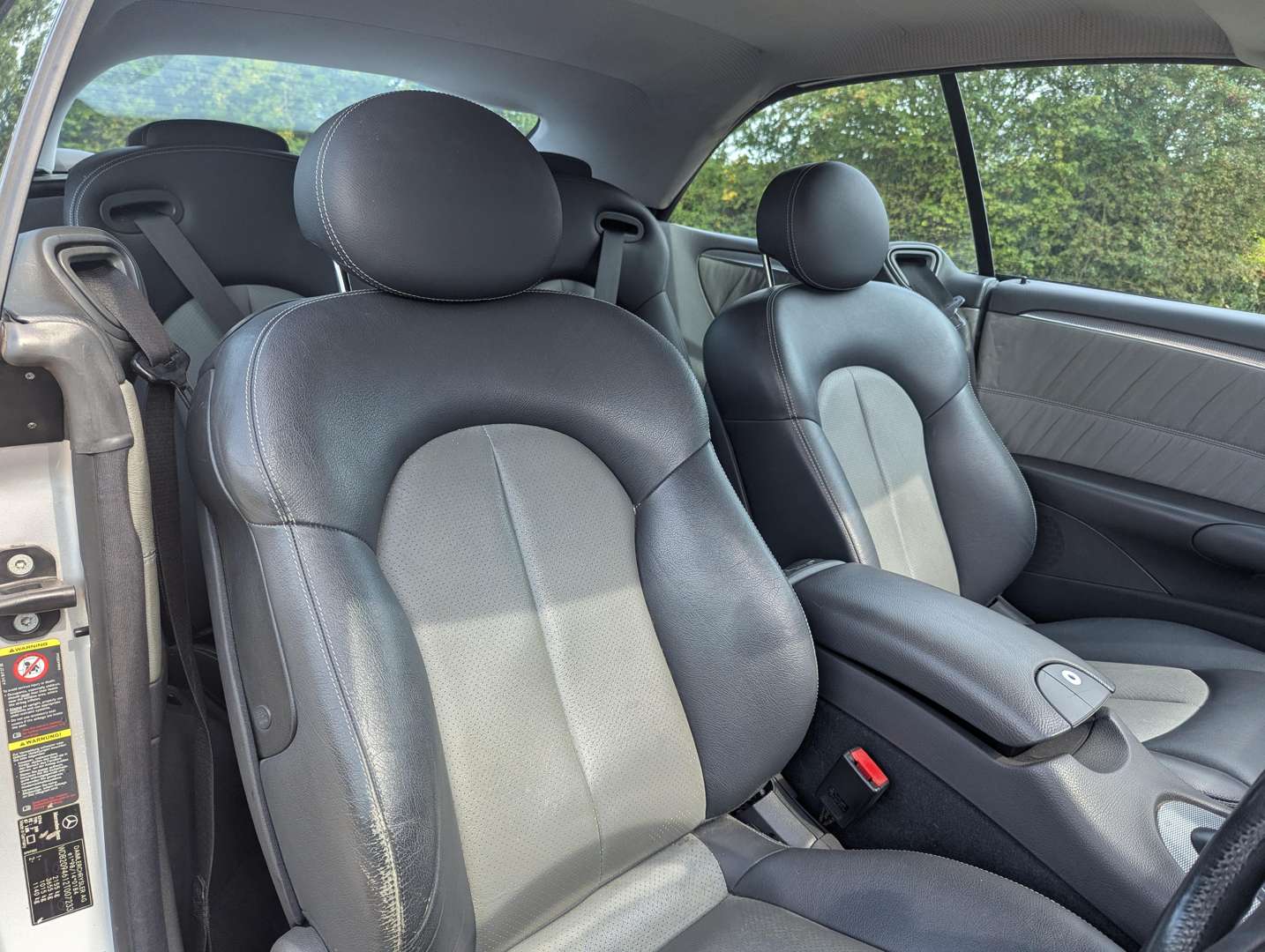 <p>2003 MERCEDES CLK 240 AVANTGARDE</p>