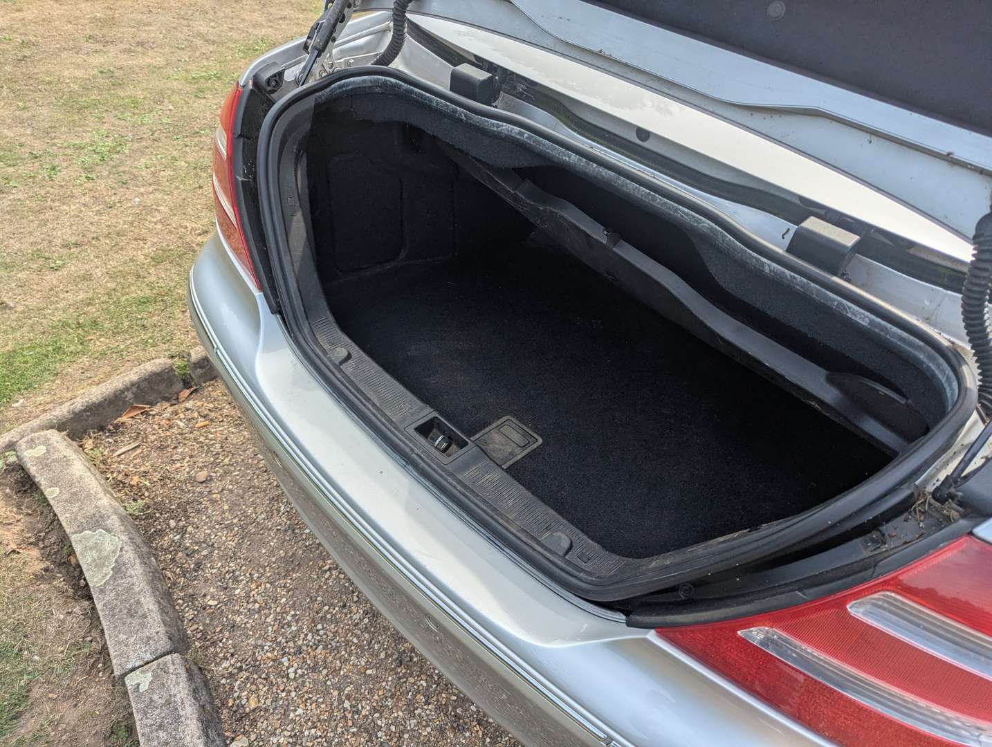 <p>2003 MERCEDES CLK 240 AVANTGARDE</p>