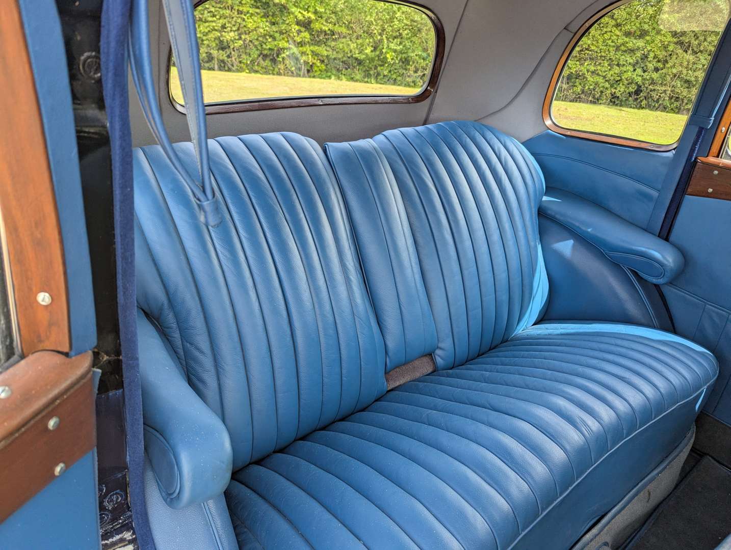 <p>1938 ROVER P2 FOURTEEN</p>