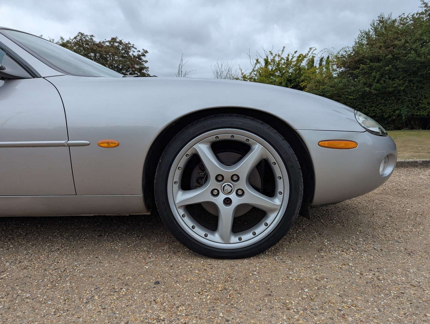 <p>2002 JAGUAR XK8 4.2 COUPE</p>