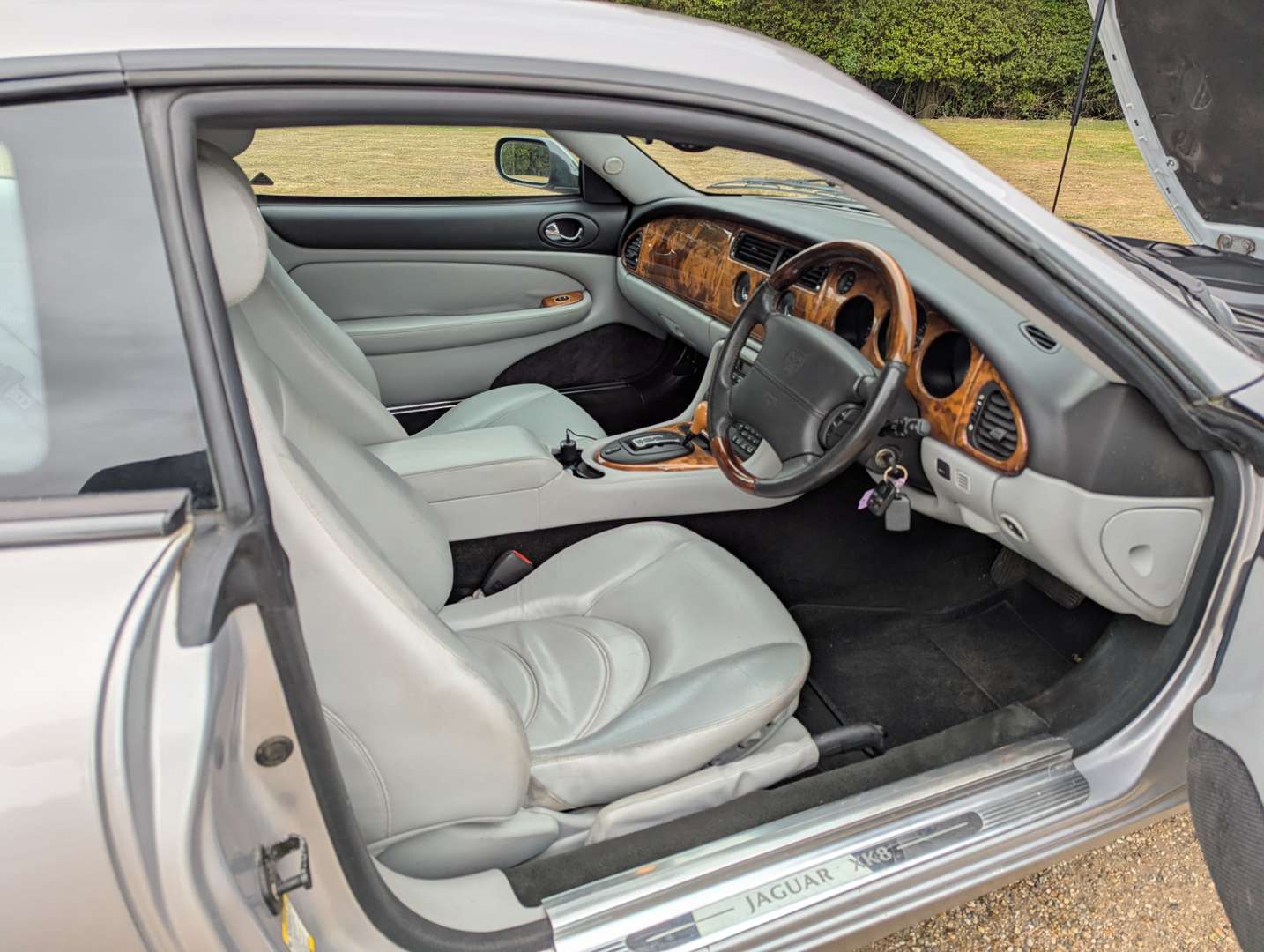 <p>2002 JAGUAR XK8 4.2 COUPE</p>