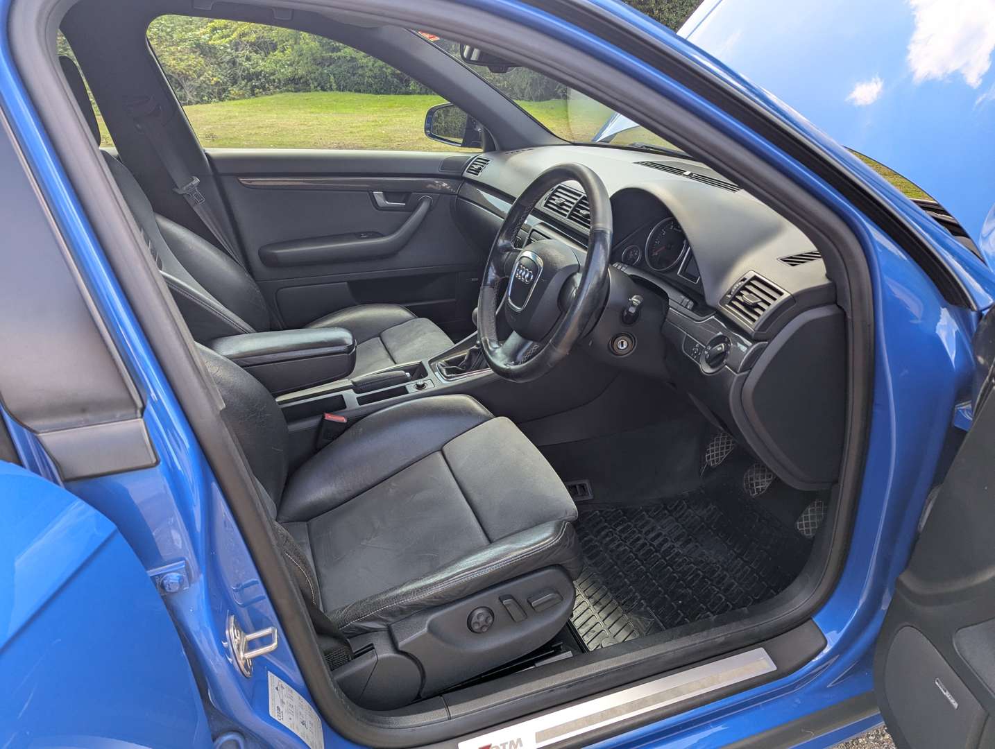 <p>2006 AUDI A4 DTM EDITION QUATTRO</p>