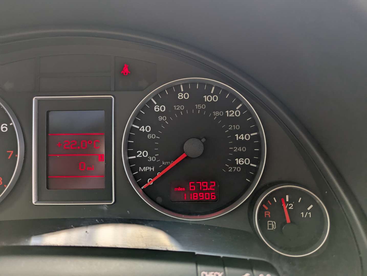 <p>2006 AUDI A4 DTM EDITION QUATTRO</p>