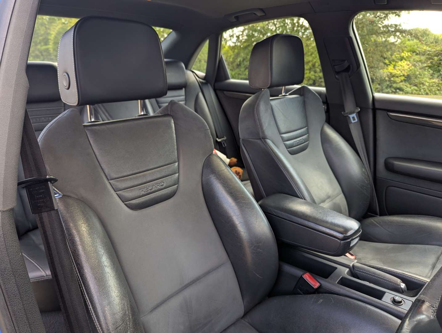 <p>2006 AUDI A4 DTM EDITION QUATTRO</p>