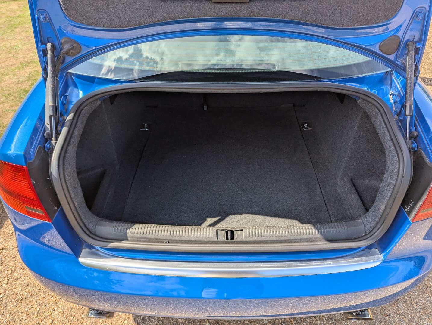 <p>2006 AUDI A4 DTM EDITION QUATTRO</p>