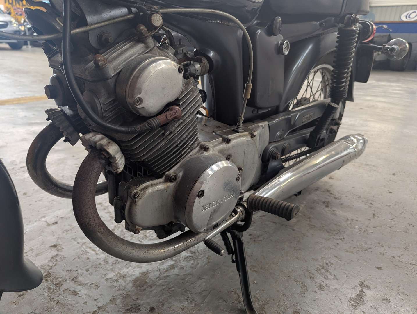 <p>1967 HONDA CD175</p>