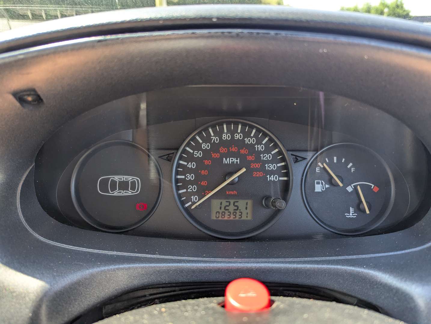 <p>2000 FORD ESCORT VAN 55D</p>