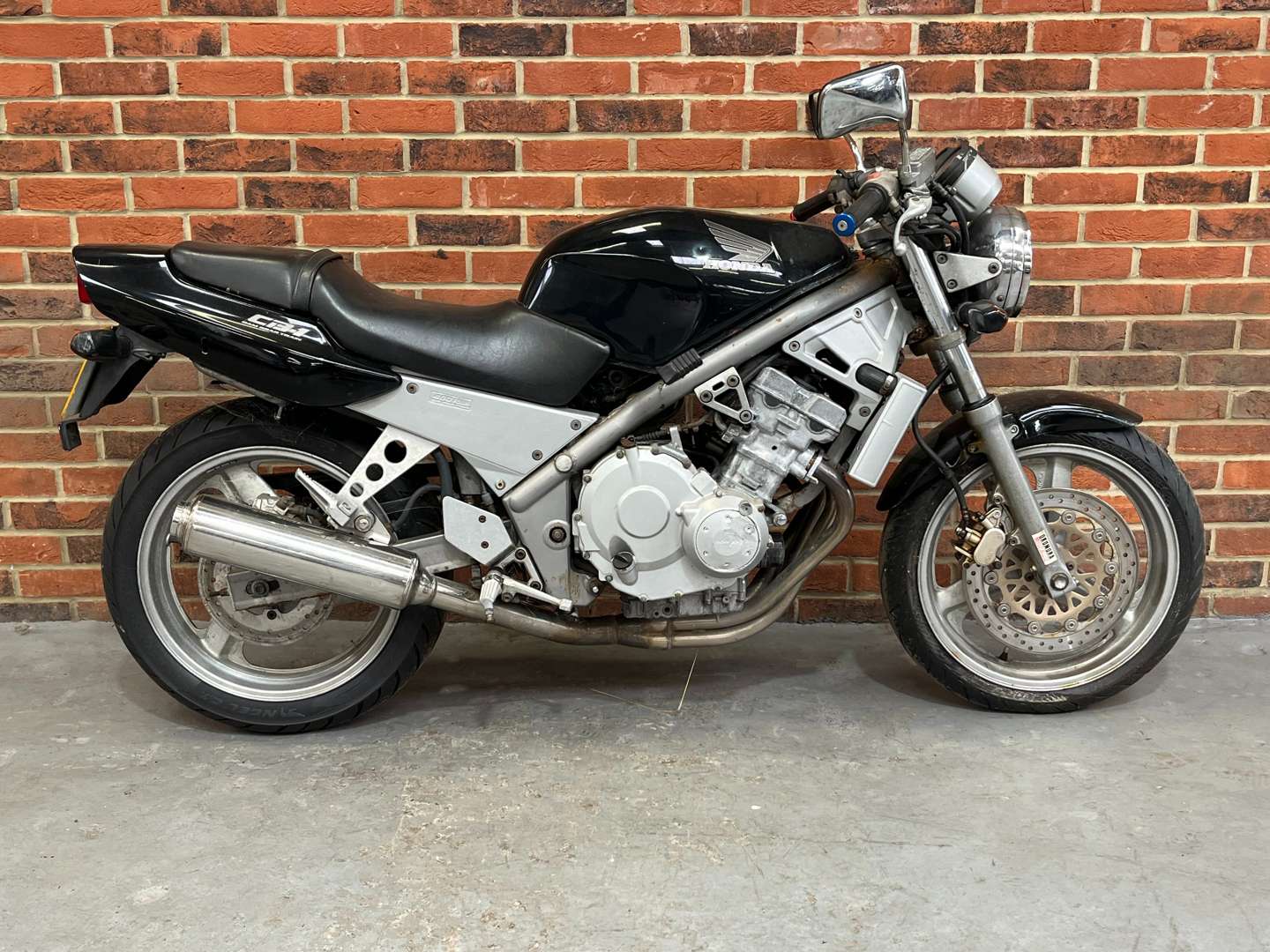 <p>1990 HONDA CB1 400</p>