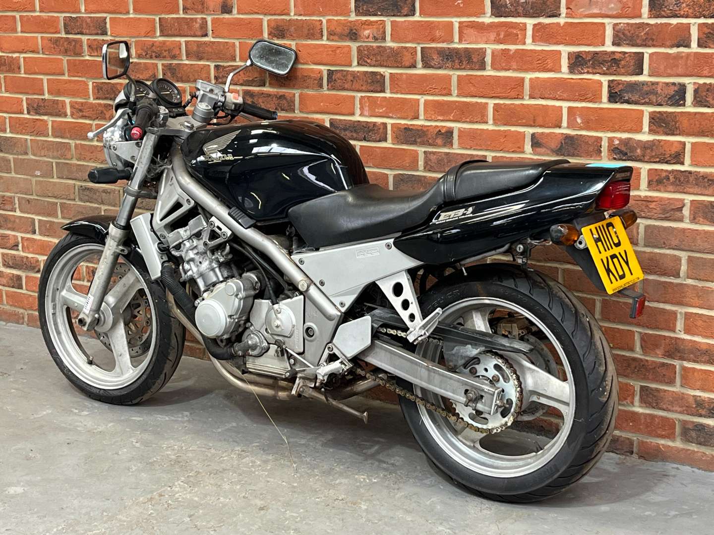 <p>1990 HONDA CB1 400</p>