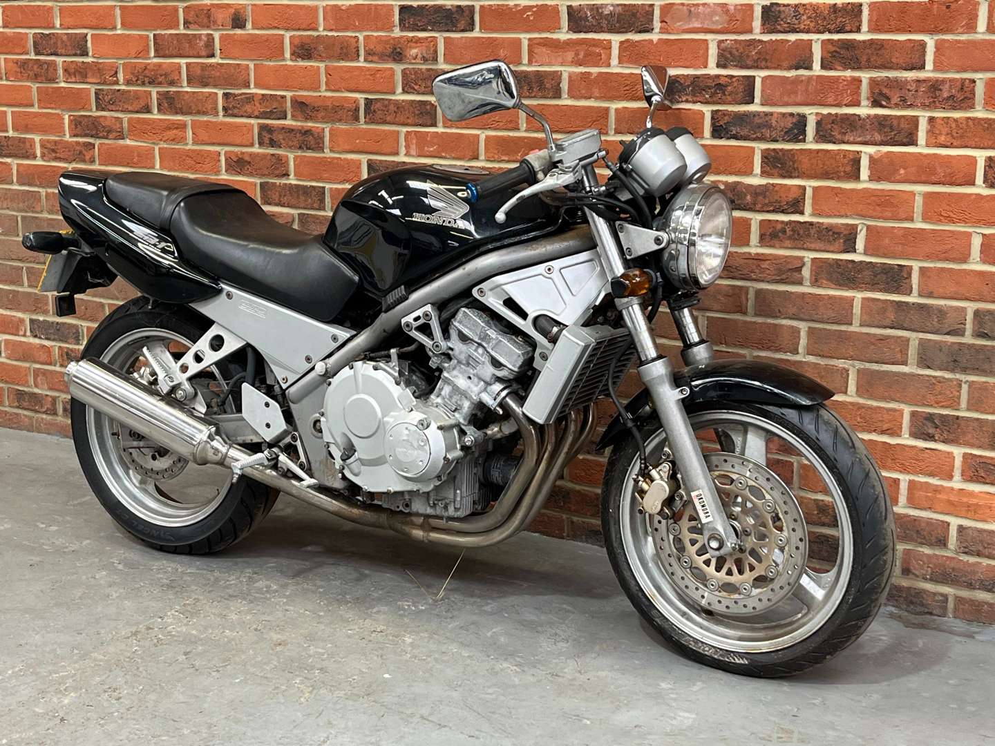<p>1990 HONDA CB1 400</p>
