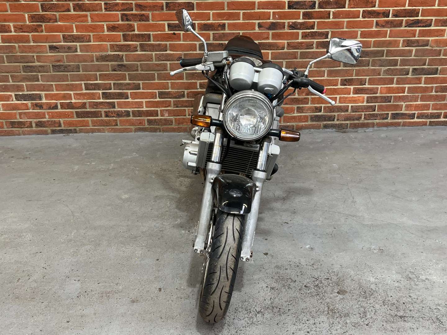 <p>1990 HONDA CB1 400</p>