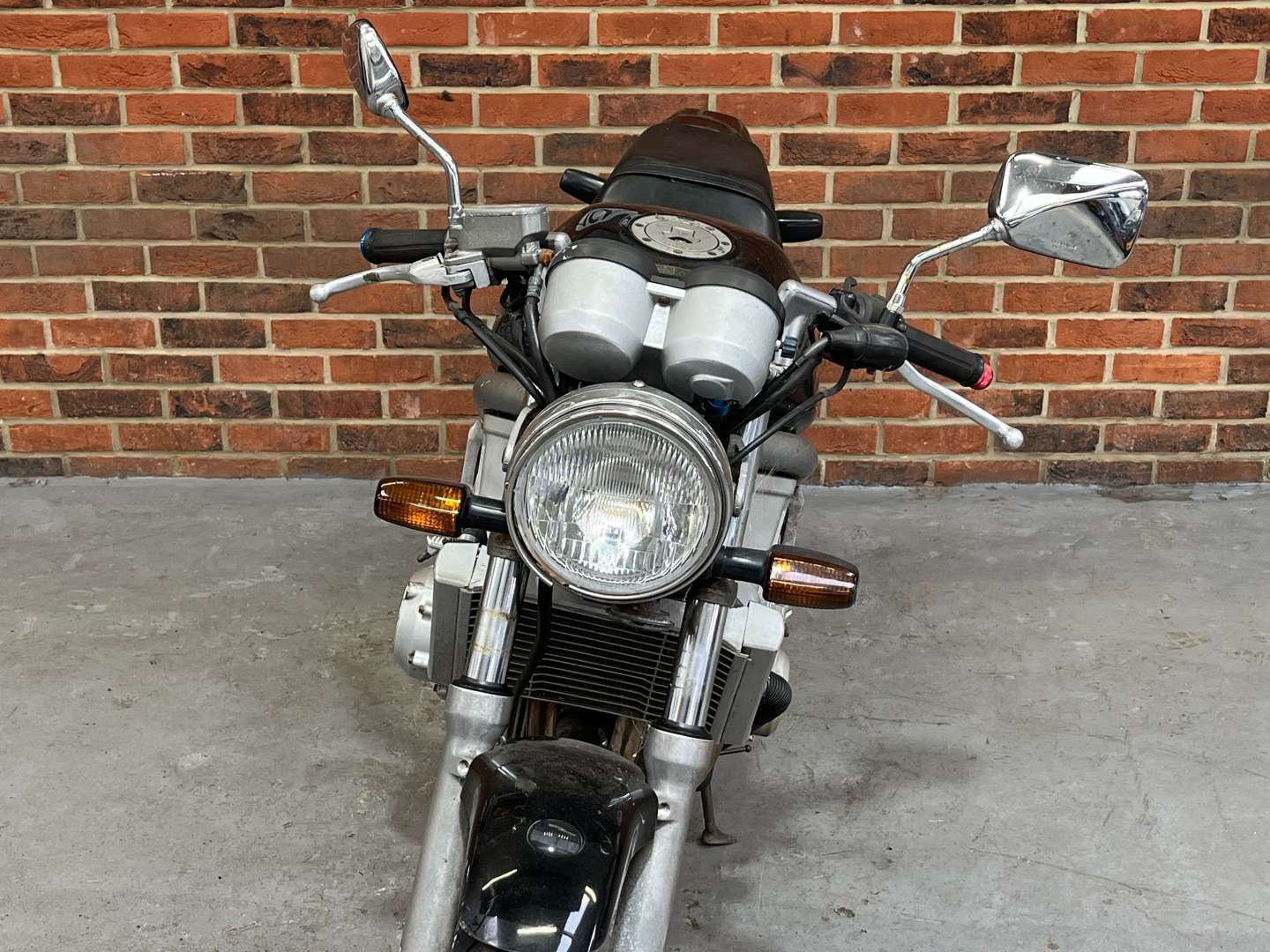 <p>1990 HONDA CB1 400</p>