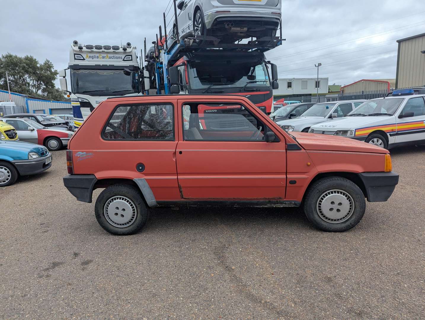 <p>1992 FIAT PANDA 750 FIRE MANIA</p>