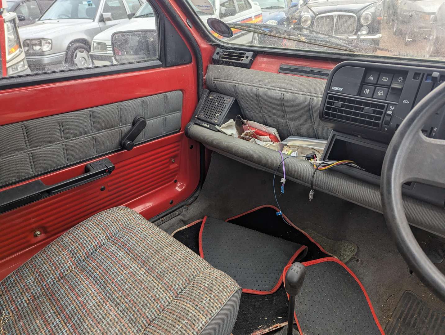 <p>1992 FIAT PANDA 750 FIRE MANIA</p>