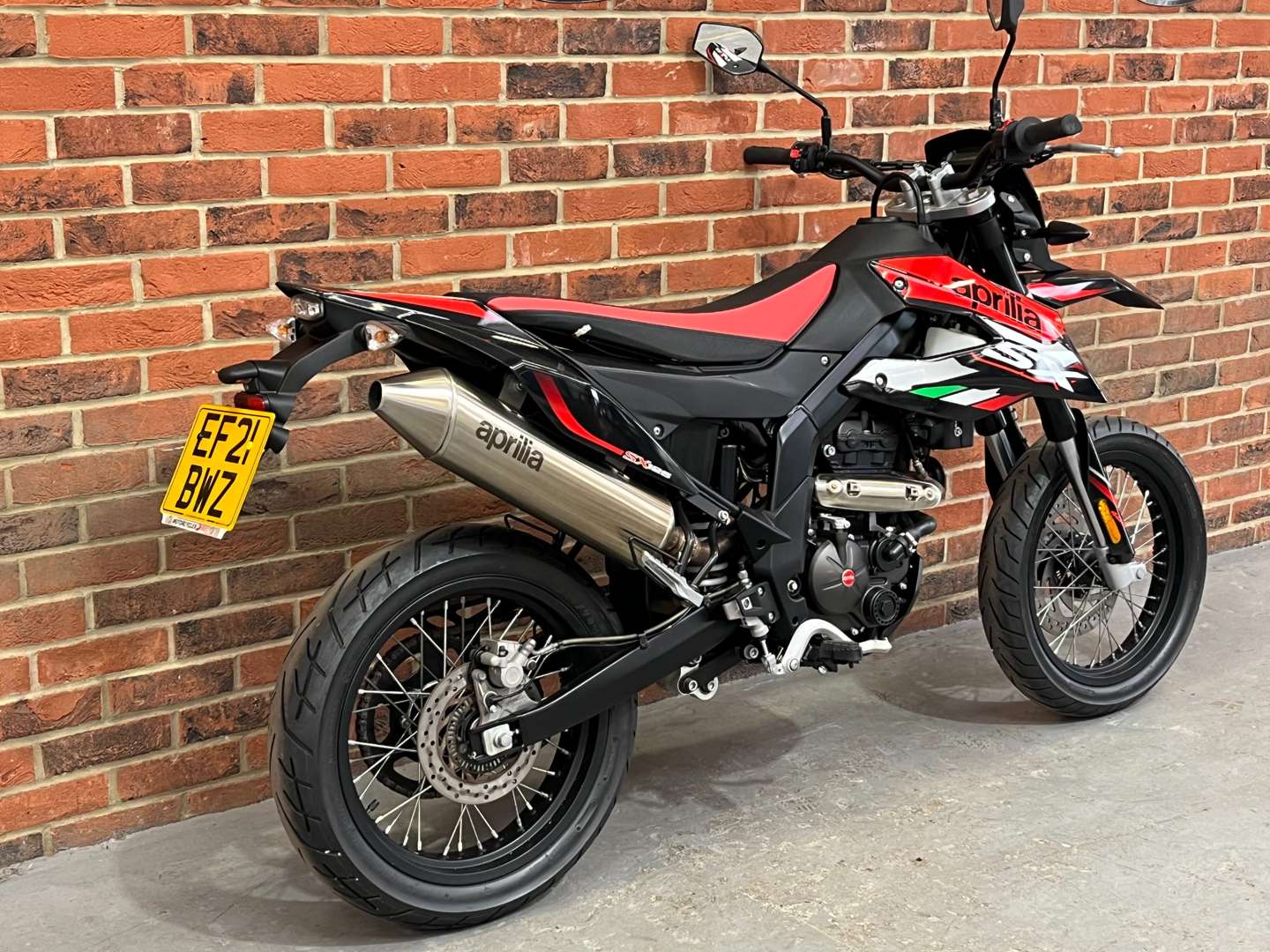 <p>2021 APRILIA SX 125</p>