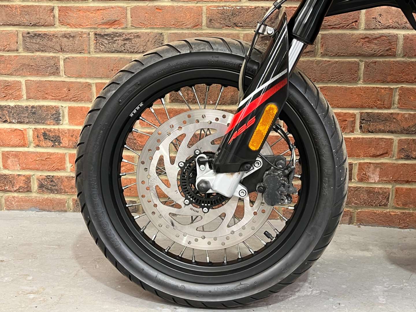 <p>2021 APRILIA SX 125</p>