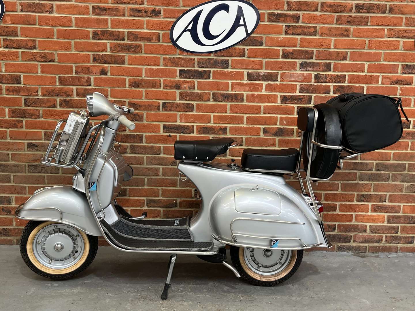 <p>1956 PIAGGIO VESPA VBB</p>