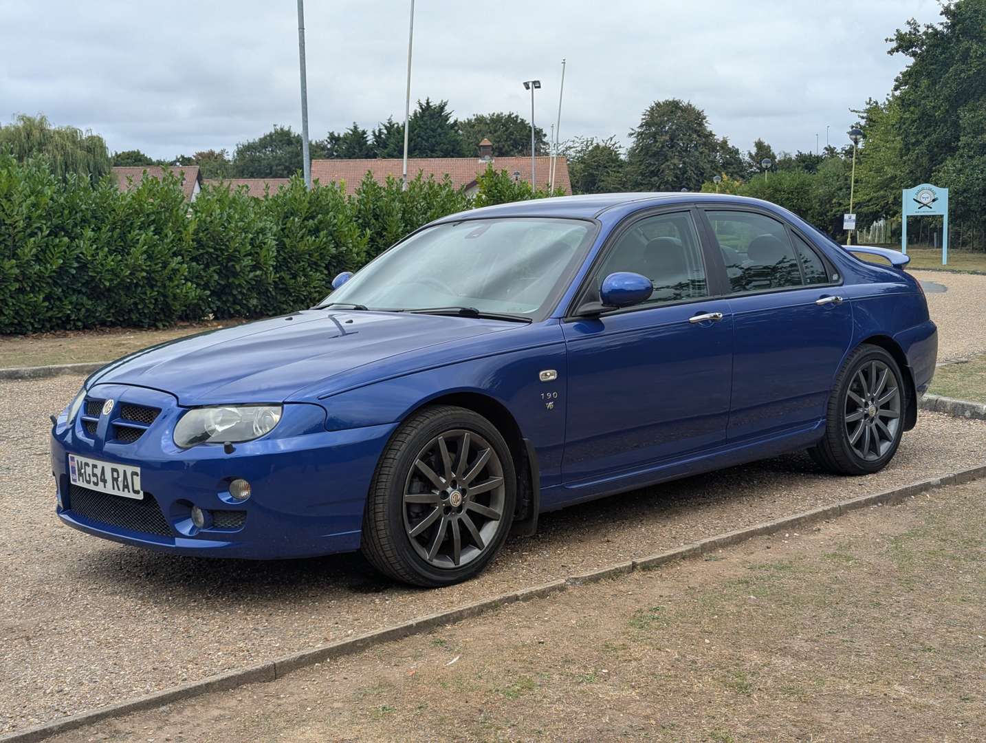 <p>2004 MG ZT+ 190</p>