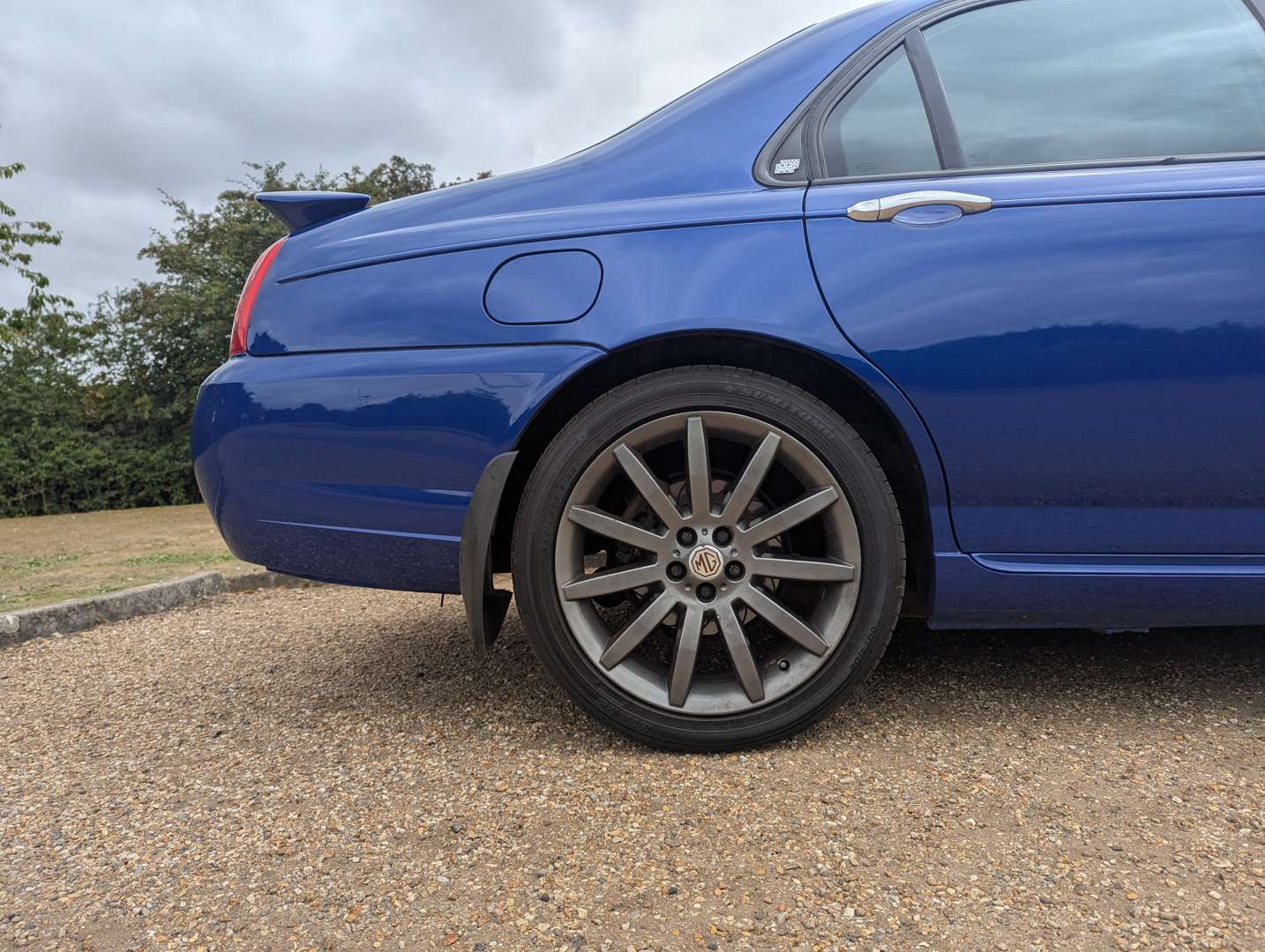 <p>2004 MG ZT+ 190</p>