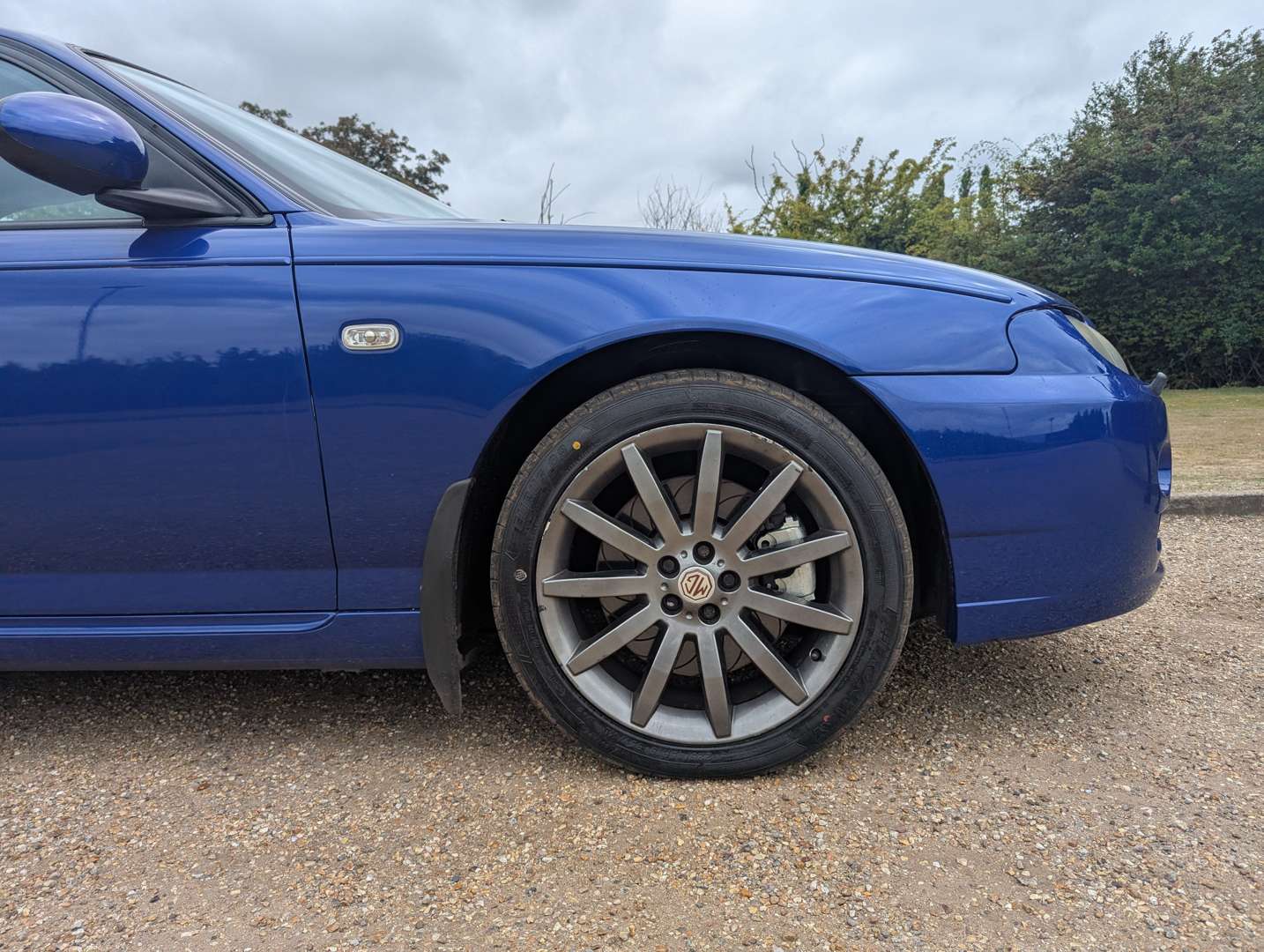 <p>2004 MG ZT+ 190</p>