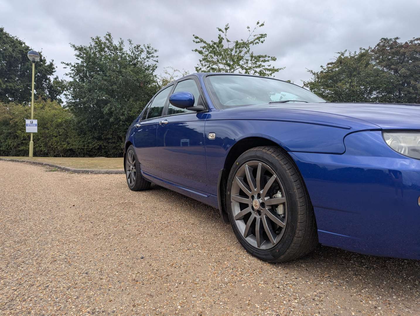 <p>2004 MG ZT+ 190</p>