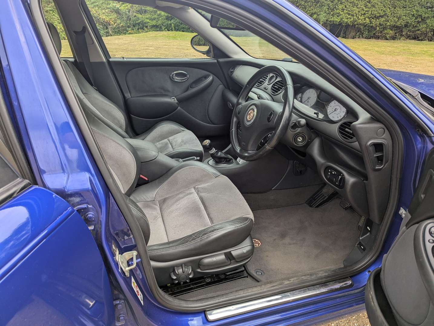 <p>2004 MG ZT+ 190</p>