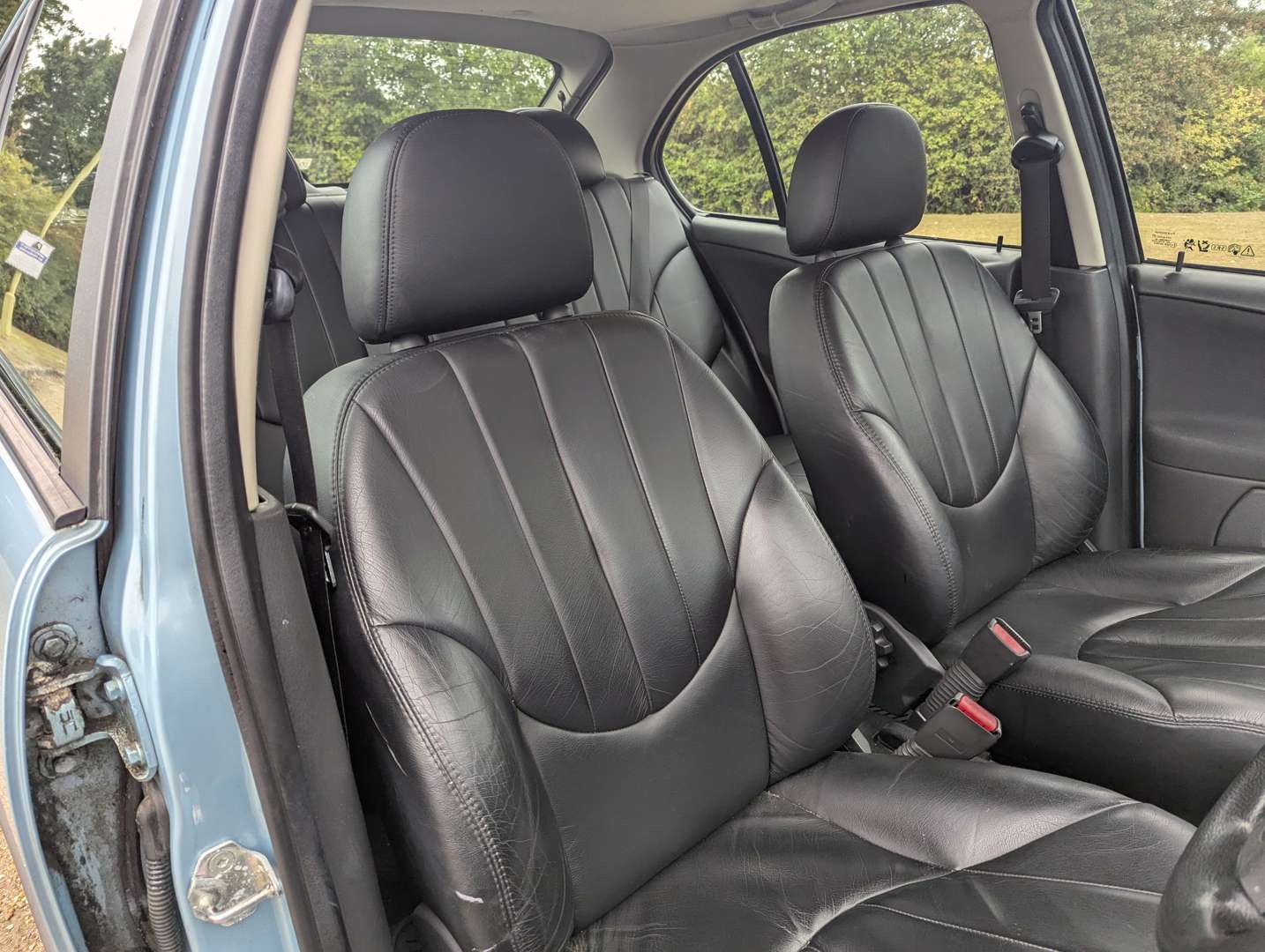 <p>2002 ROVER 25 iXL</p>