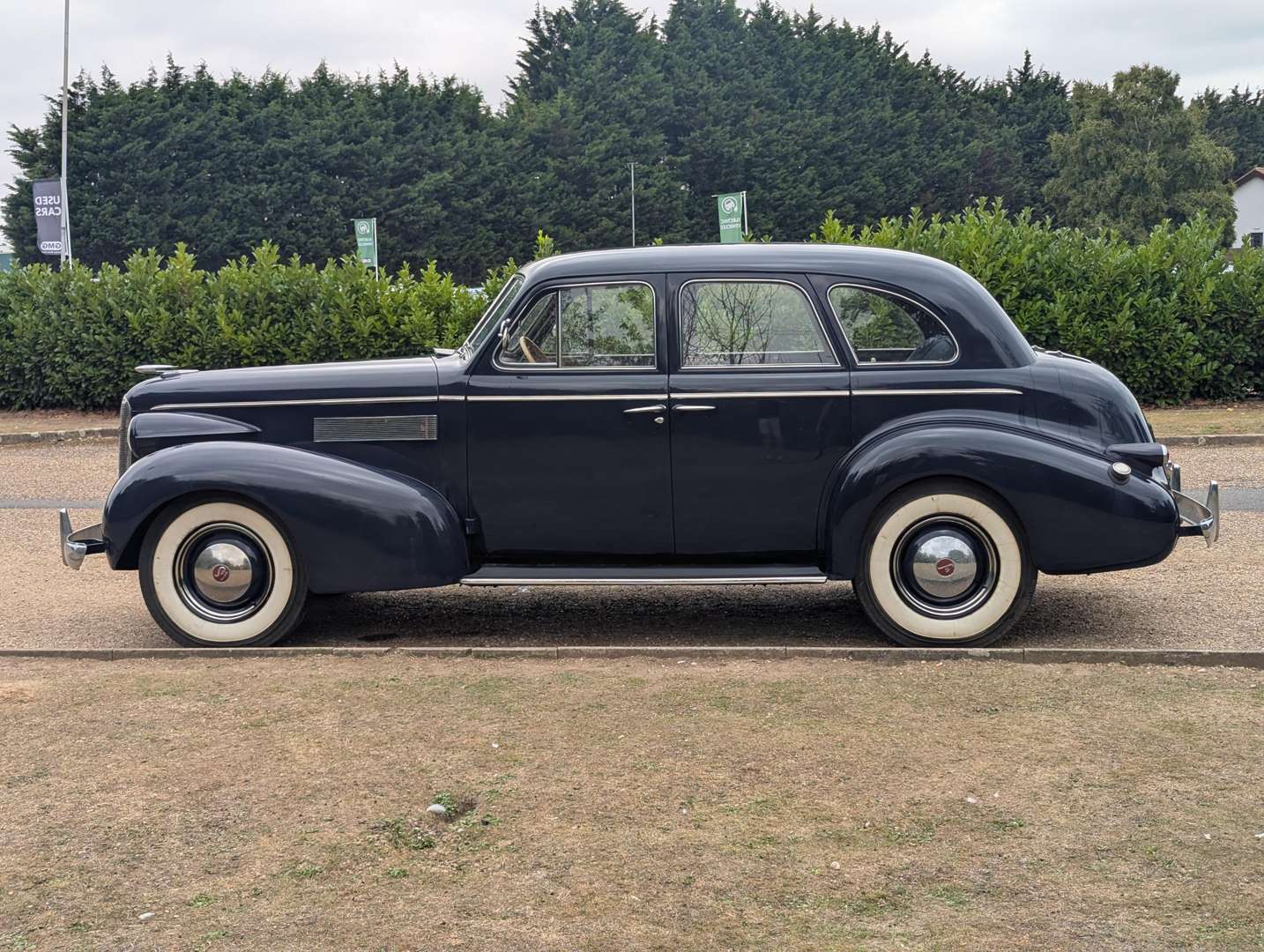 <p>1939 CADILLAC LASALLE LHD</p>