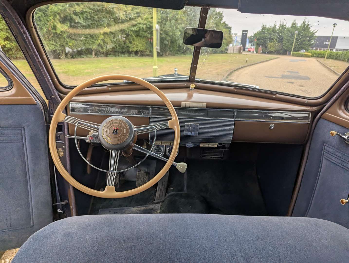 <p>1939 CADILLAC LASALLE LHD</p>