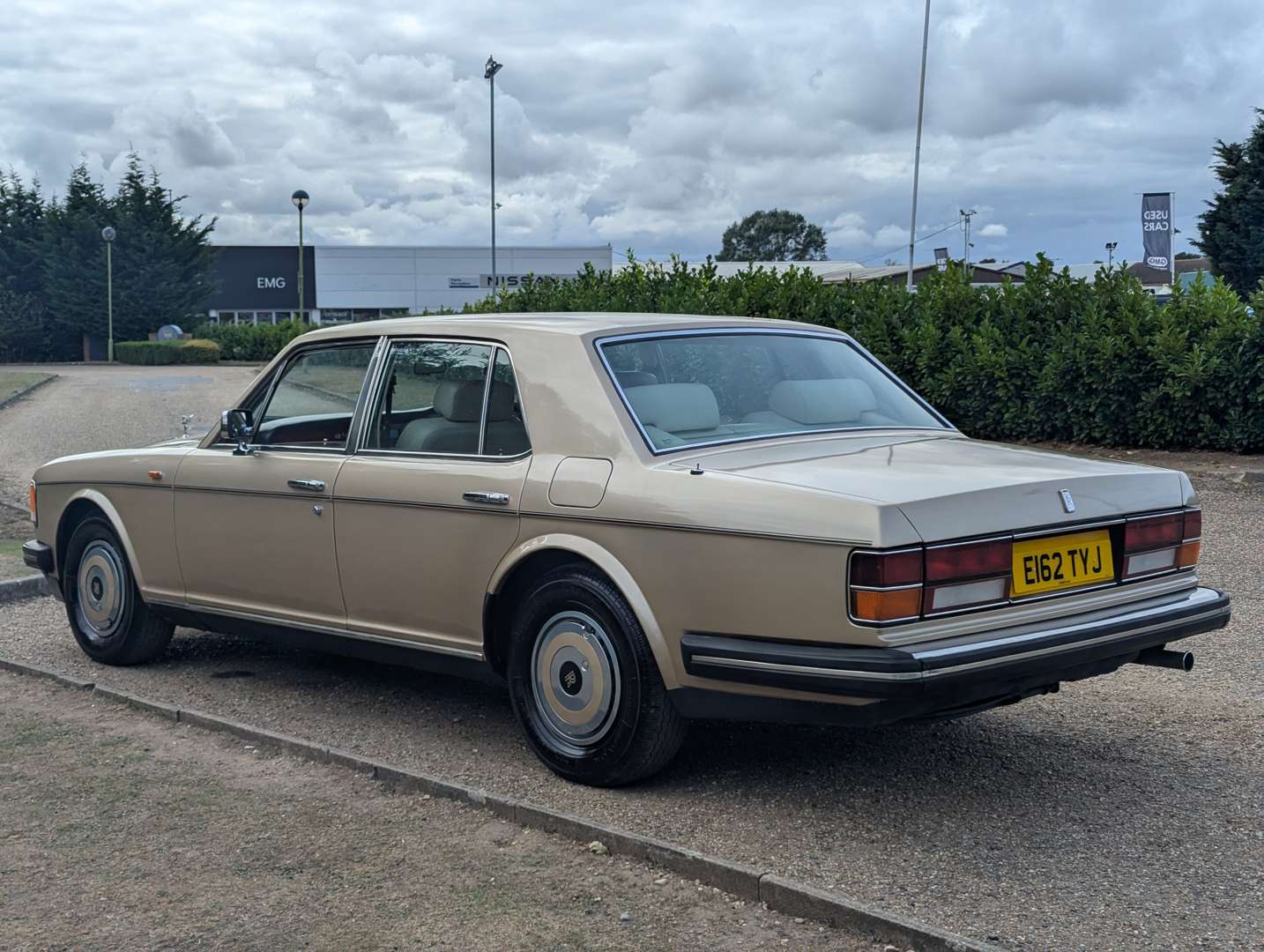<p>1988 ROLLS ROYCE SILVER SPIRIT</p>